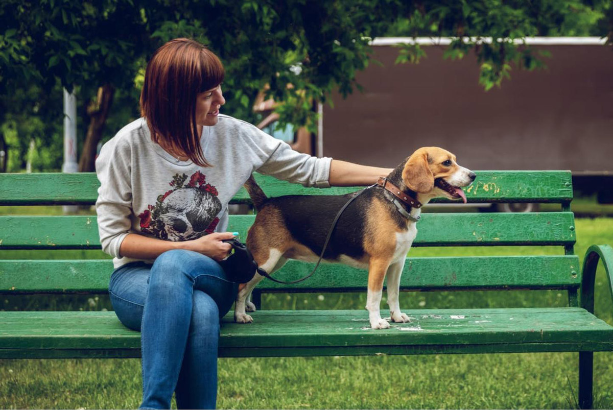 Know Someone Terrified Of Dogs? Here’s How You Can Help Them Overcome it