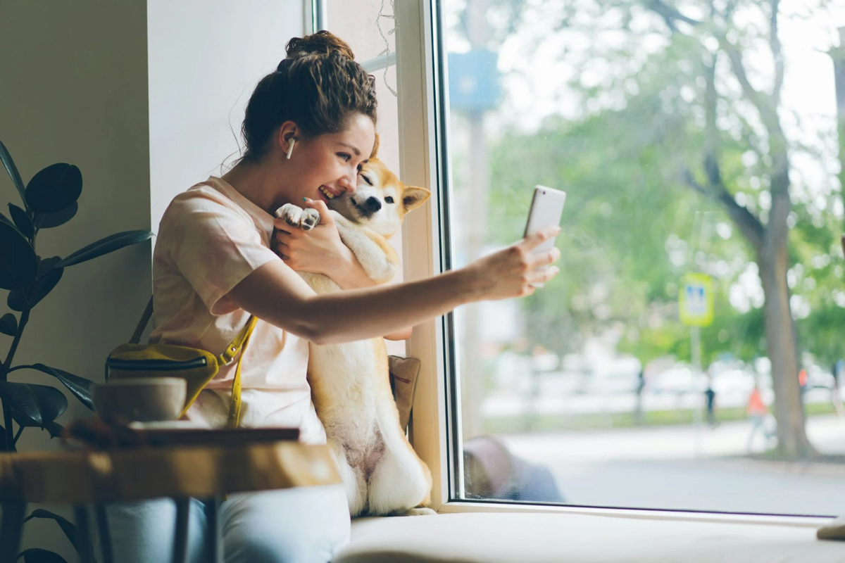Title How Pet Cafés Promote Socialisation For You & Your Pet